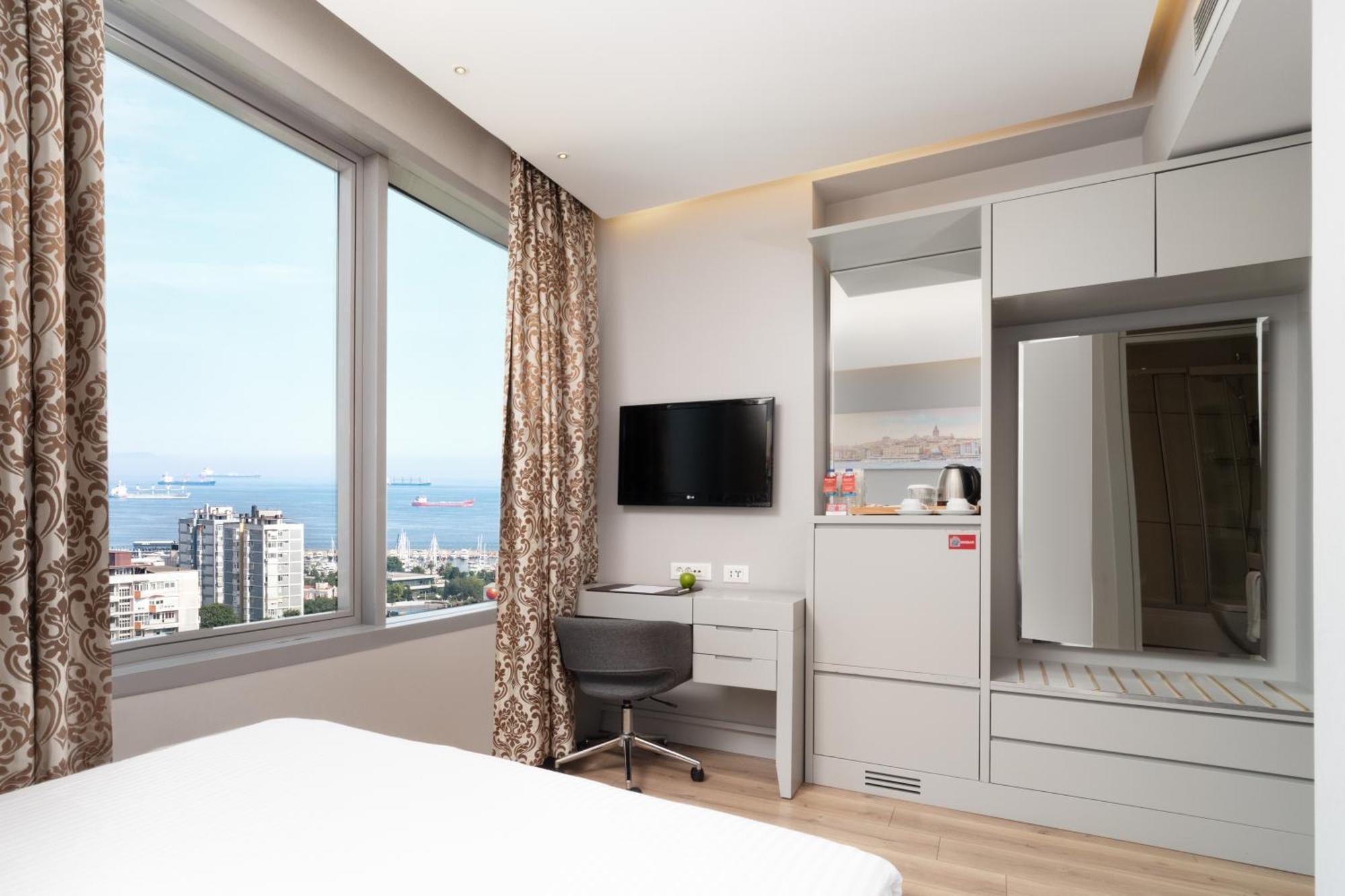 Ramada Plaza By Wyndham Istanbul Atakoy Hotell Eksteriør bilde