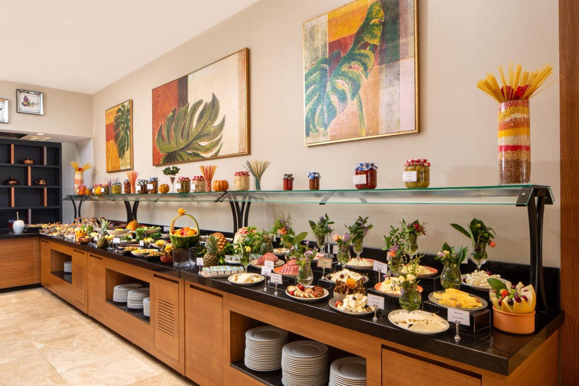 Ramada Plaza By Wyndham Istanbul Atakoy Hotell Eksteriør bilde