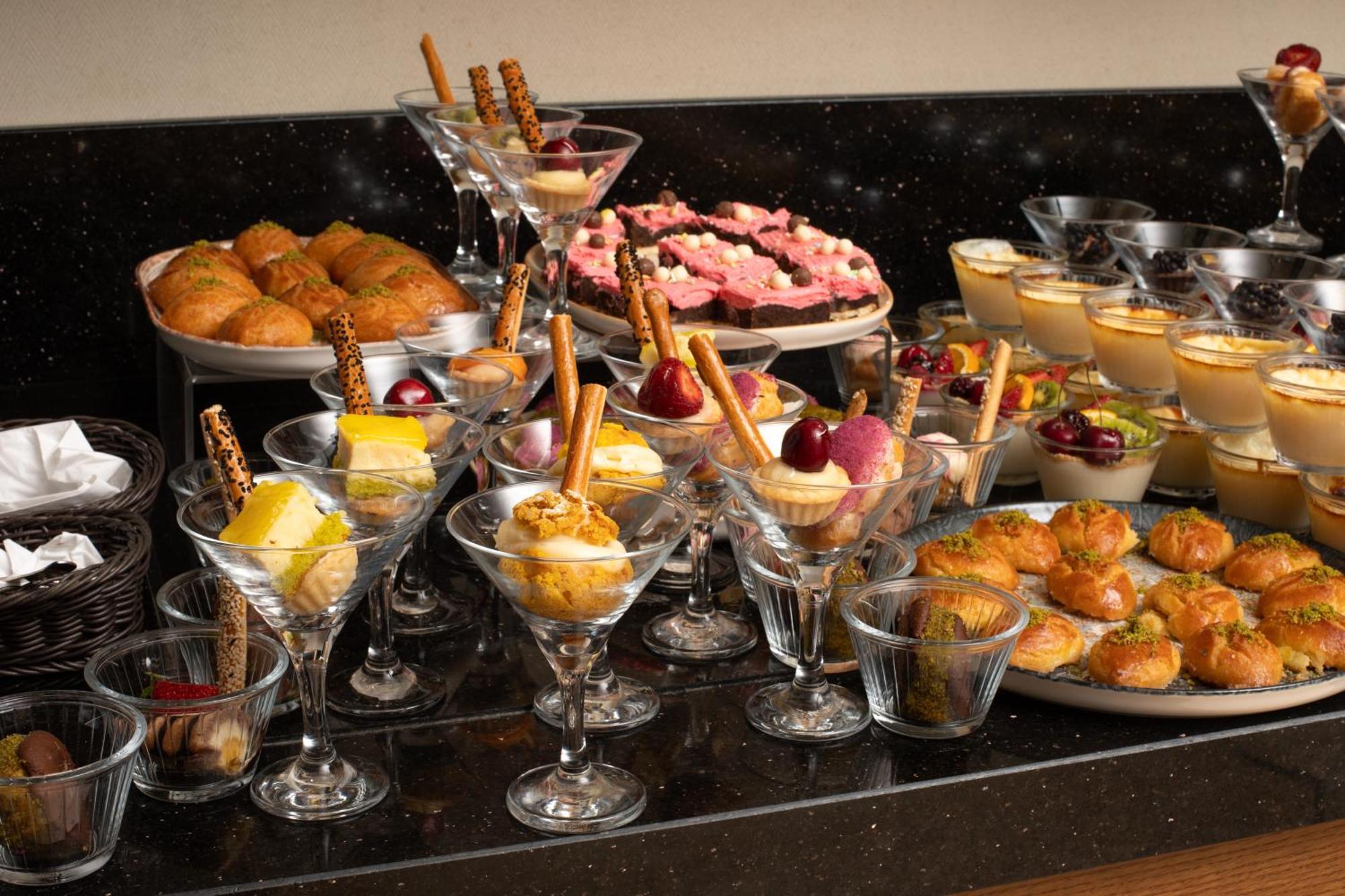 Ramada Plaza By Wyndham Istanbul Atakoy Hotell Eksteriør bilde