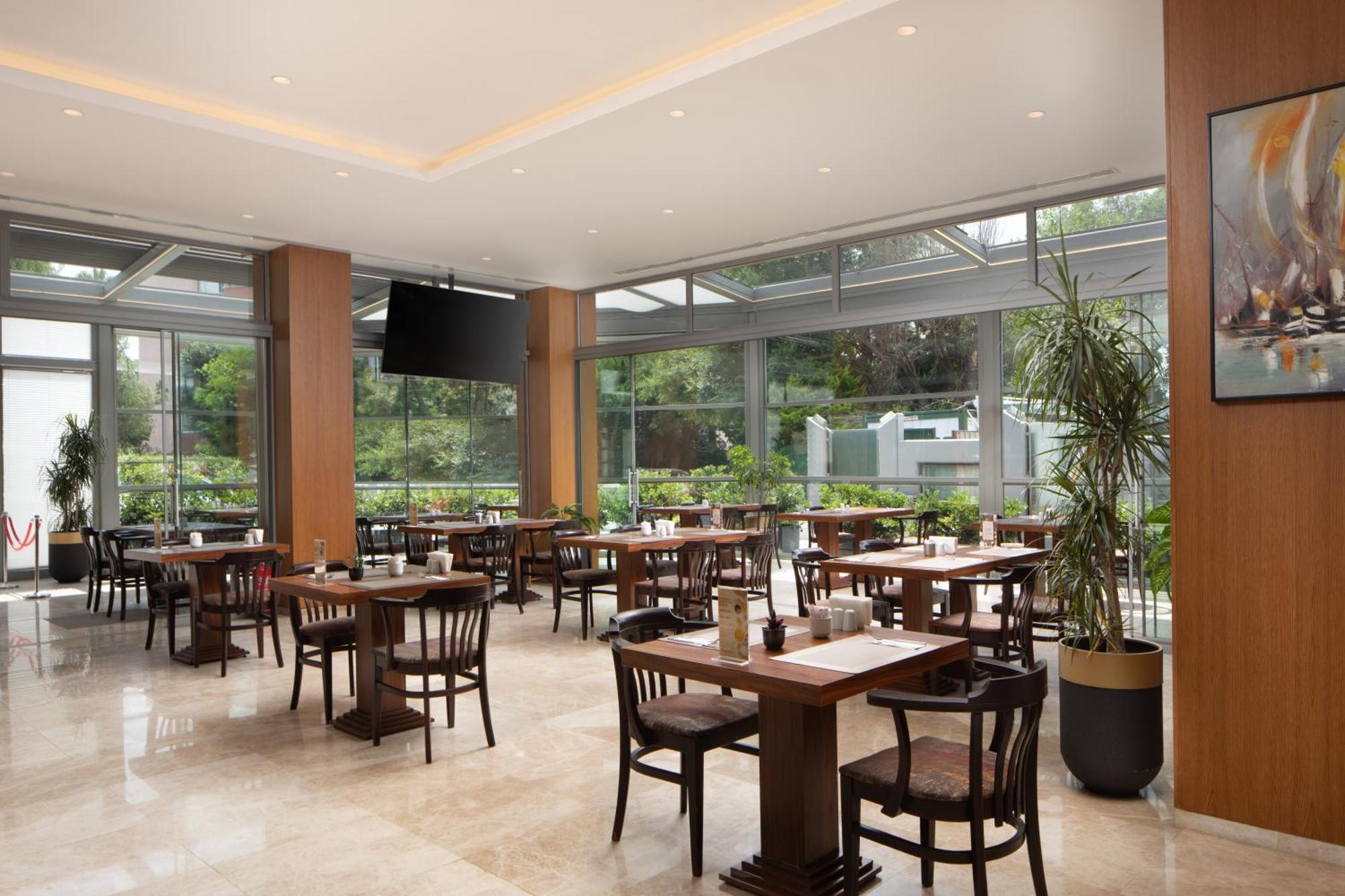 Ramada Plaza By Wyndham Istanbul Atakoy Hotell Eksteriør bilde