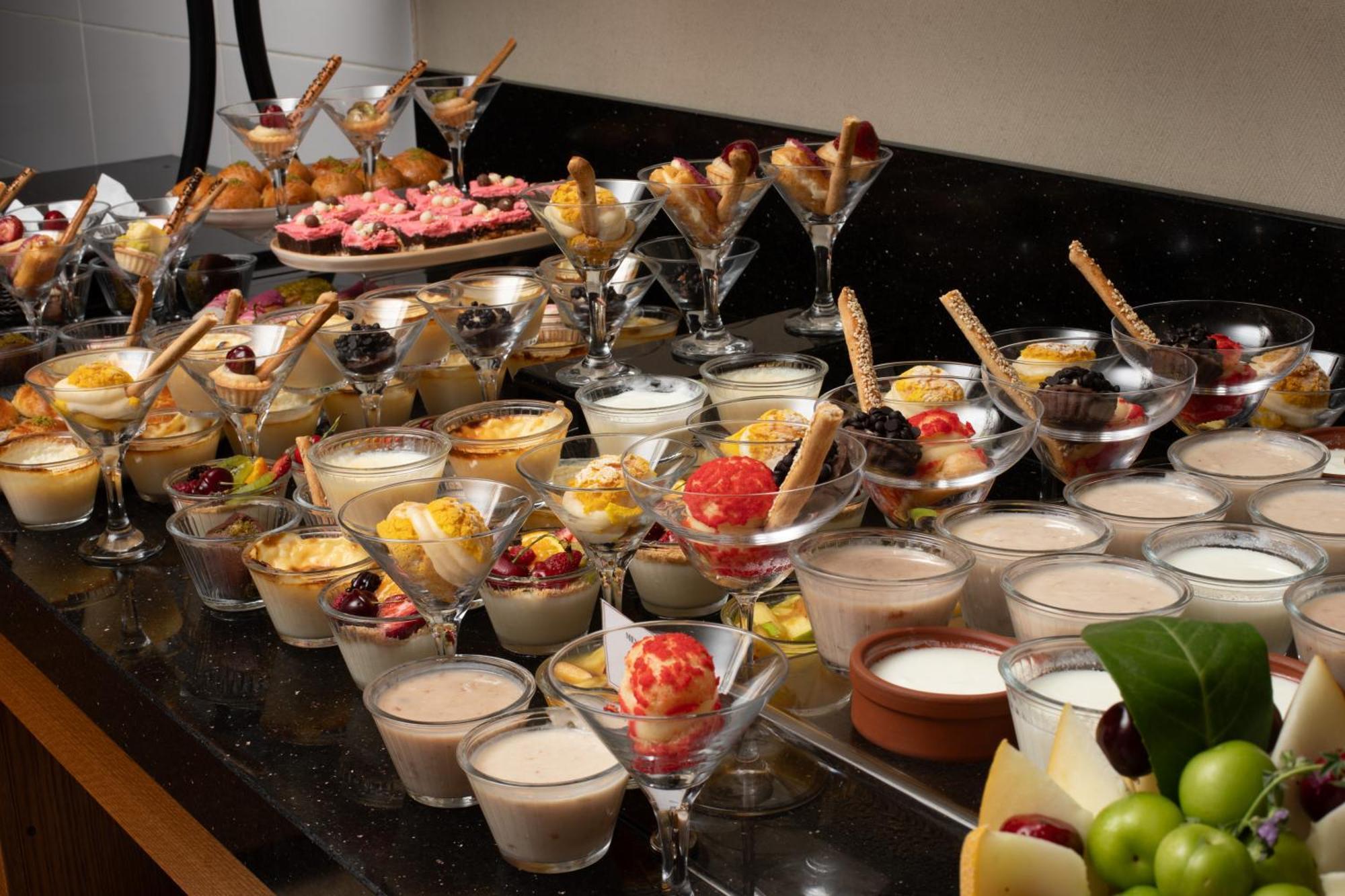 Ramada Plaza By Wyndham Istanbul Atakoy Hotell Eksteriør bilde