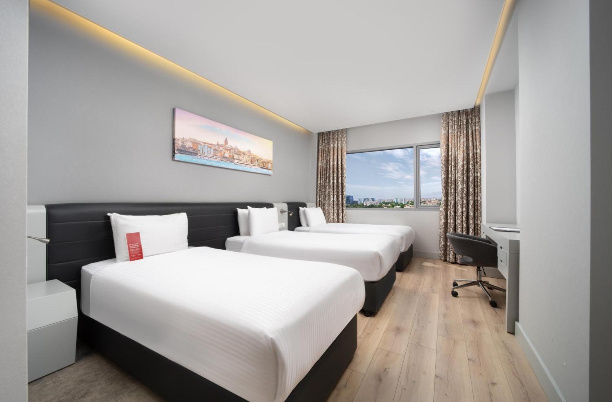 Ramada Plaza By Wyndham Istanbul Atakoy Hotell Eksteriør bilde