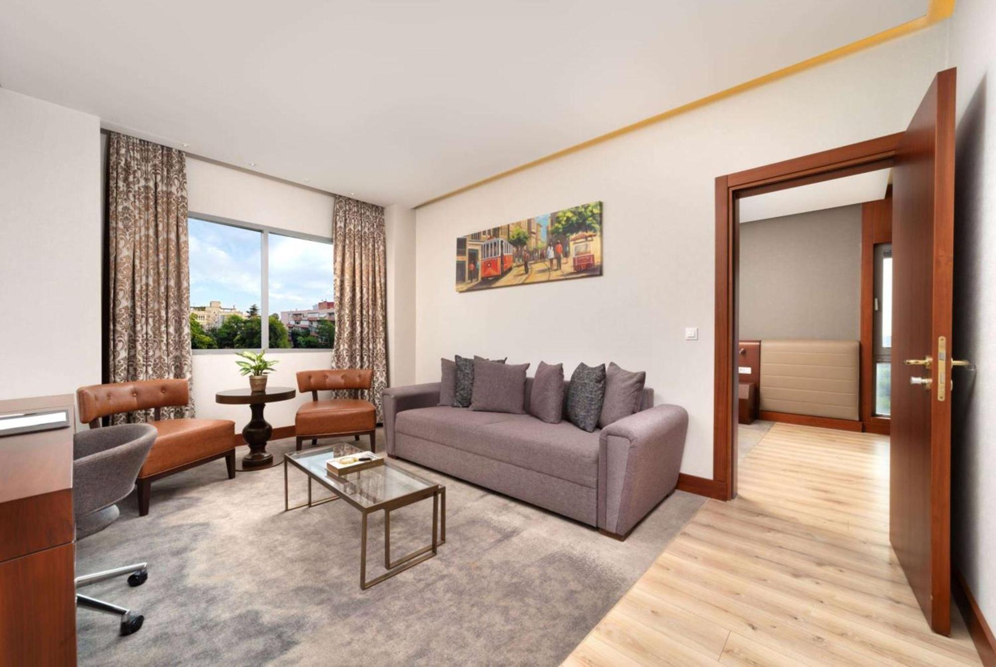 Ramada Plaza By Wyndham Istanbul Atakoy Hotell Eksteriør bilde